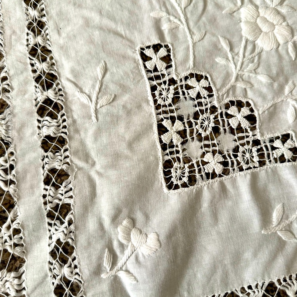 Vintage White Linen Square Embroidered Tablecloth Doily